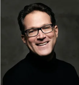 headshot of award-winning portrait photographer dan hostettler